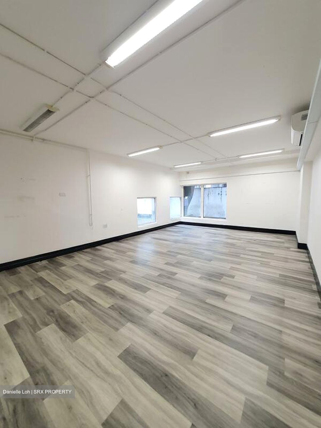 Spring Grove (D10), Retail #602983471